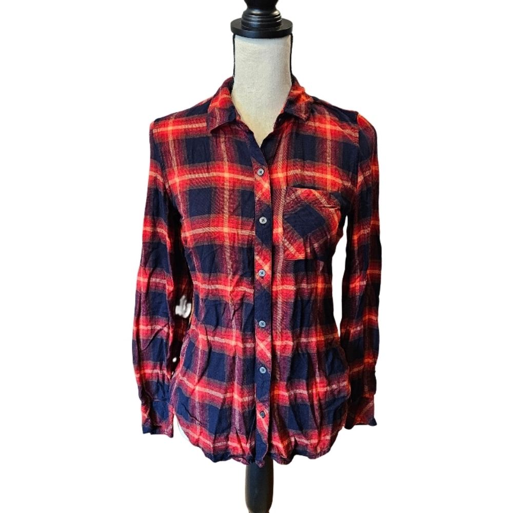 Gap Red Flannel - Picture 2 of 9